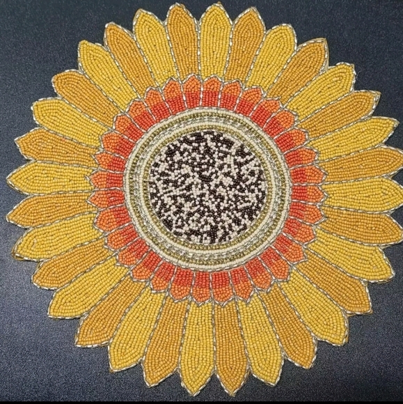 1 Shabby Chic Beaded Sunflower Placemat Charger Summer Fall 15" NEW - Picture 1 of 4